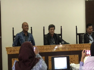 Video KPPU Periksa 7 Maskapai Terkait Mahalnya Tiket Pesawat