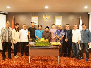 Ketua HIPMI Resmikan Rumah Baru untuk Pengusaha Muda RI Ketua HIPMI Resmikan Rumah Baru untuk Pengusaha Muda RI