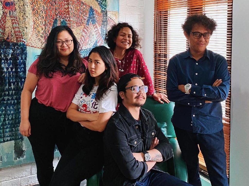 Netizen Berharap Ada Petualangan Sherina 2 karena Foto Ini Netizen Berharap Ada Petualangan Sherina 2 karena Foto Ini