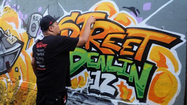 Gang Kampung Jakarta Dipercantik Graffiti dan Mural
