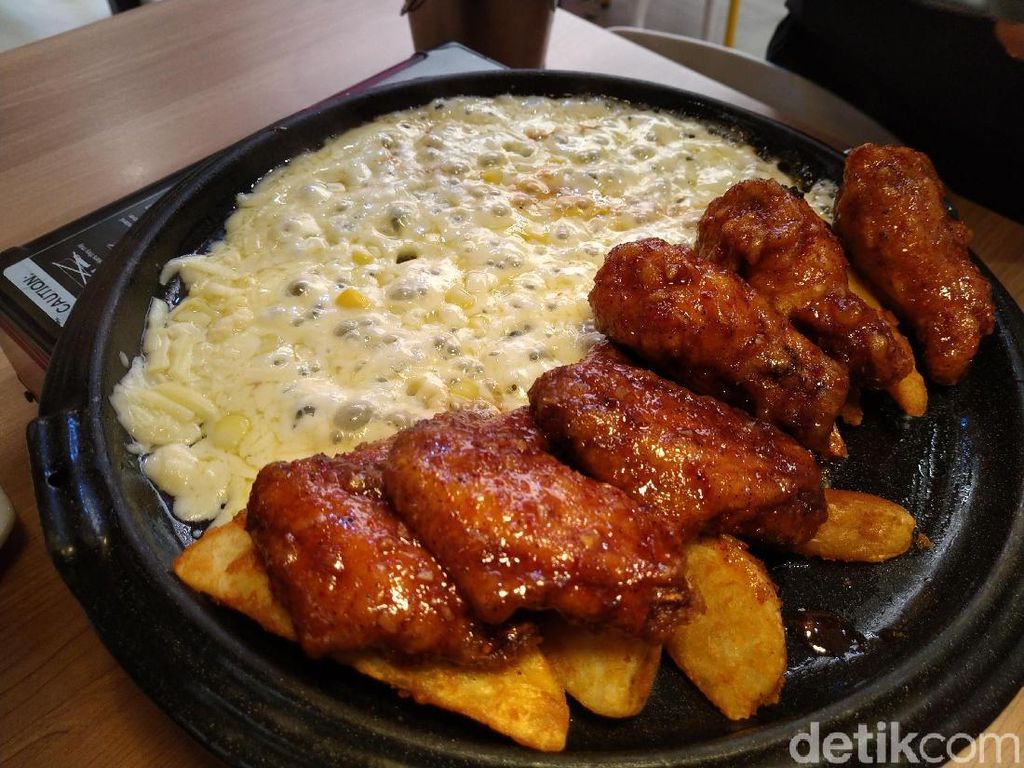 Kims K-Food : Gurih Mulur Cheese Rolling Chiken Khas Korea Kims K-Food : Gurih Mulur Cheese Rolling Chiken Khas Korea