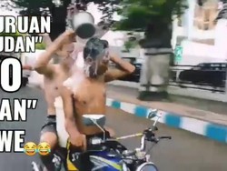 Warga Takut Ritual Minta Hujan Geber Motor Sambil Mandi Jadi Tren