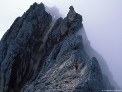 Gletser di Papua Akan Punah dalam Satu Dekade