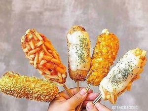 Di Sini Bisa Ngemil Corn Dog, Jajanan Korea Hits yang Bikin Kenyang