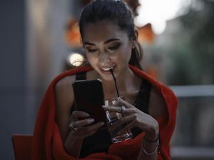 Kisah Cari Jodoh Online: Ditinggal di Kafe hingga Diajak Mesum Kisah Cari Jodoh Online: Ditinggal di Kafe hingga Diajak Mesum