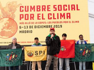 Petani dan Solusi Perubahan Iklim