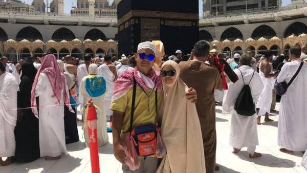 Momen Manis Pria Viral yang Buktikan Cinta Tak Terpisah Maut