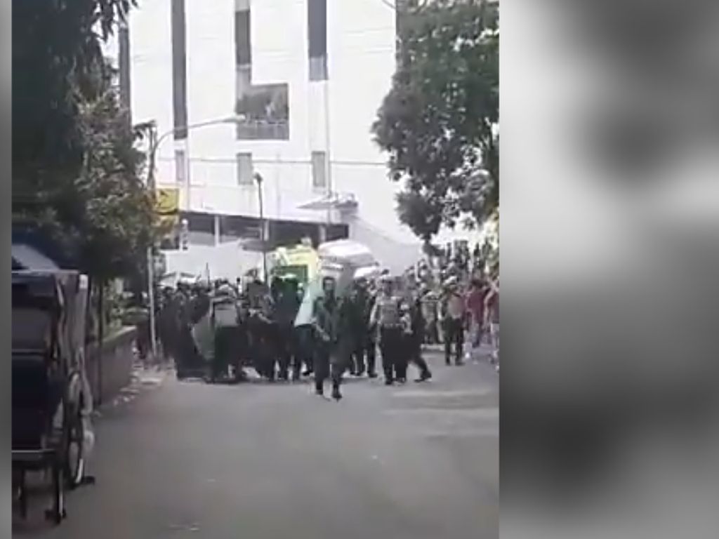 Video Ricuh Tamansari Bandung Ramai di Medsos, Polisi Angkat Bicara Video Ricuh Tamansari Bandung Ramai di Medsos, Polisi Angkat Bicara