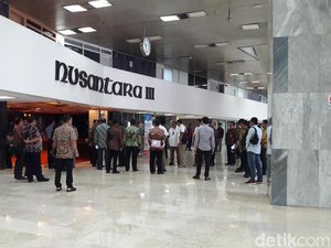 Mendagri Tito Temui Ketua MPR, Bahas Apa?