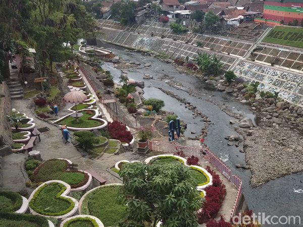 Foto: Taman Seribu Cinta Magelang yang Cantik dan Instagramable