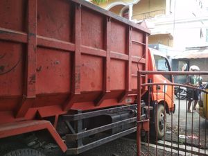 Sampah Menumpuk di Parepare Akibat Penyegelan DLH, 3 Mobil Dikerahkan