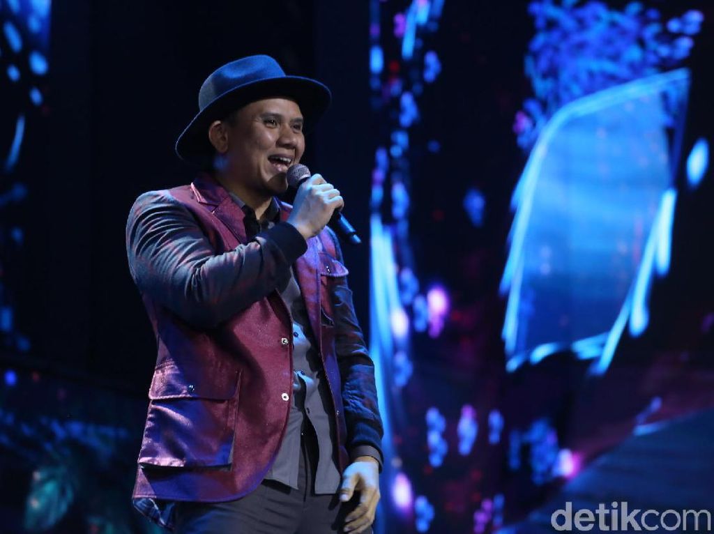 Padi dan Ari Lasso Ajak Nostalgia di HUT Transmedia Padi dan Ari Lasso Ajak Nostalgia di HUT Transmedia