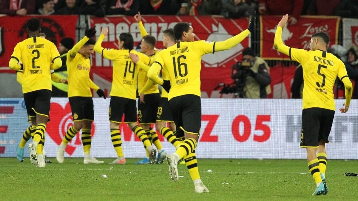 Borussia Dortmund menang 4-0 atas Mainz (Foto: Daniel ROLAND / AFP)