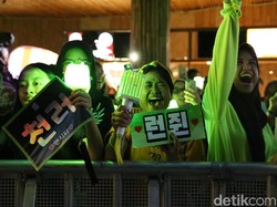 Perjuangan Kpopers Nonton Konser di Korea Sampai Sewa 3 Komputer di Warnet