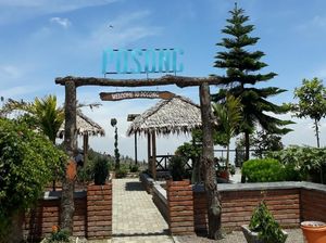Wisata Posong, Antara Keindahan Sumbing dan Sindoro