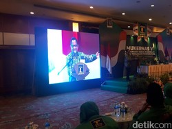 Mukernas PPP, Tito Cerita Punya Pakaian Hijau-Merah-Biru Saat Jadi Mendagri