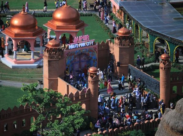 Foto: Tempat Wisata Baru di Bandung Bertema Negara Asia Afrika