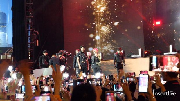 EXO