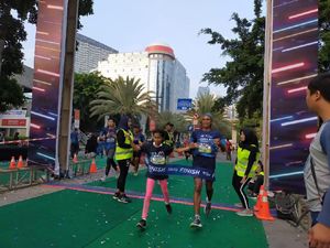 5.000 Pelari Ramaikan BPJAMSOSTEK Relay Marathon
