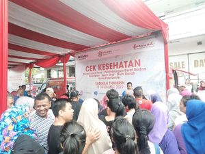 Ada Cek Kesehatan Gratis di CFD HI, Warga Rela Antre Ada Cek Kesehatan Gratis di CFD HI, Warga Rela Antre