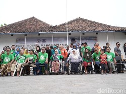 Polisi Bagikan SIM D Gratis pada Kaum Disabilitas di Kota Probolinggo