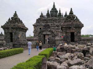 Asyik! Liburan Akhir Tahun di Candi Plaosan Masih Gratis Asyik! Liburan Akhir Tahun di Candi Plaosan Masih Gratis