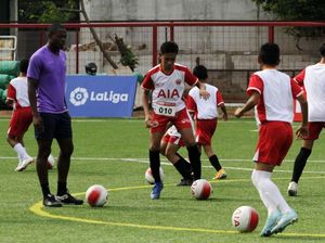 AIA dan Persija Gelar Coaching Clinic untuk Pesepakbola Muda