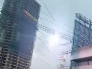 Dahsyat! Gempa M 6,9 Guncang Filipina, Muncul Percikan Listrik Dahsyat! Gempa M 6,9 Guncang Filipina, Muncul Percikan Listrik