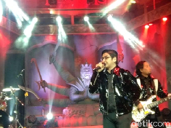 Ungu yang Energik & Via Vallen Bikin Ambyar di TSM Bali