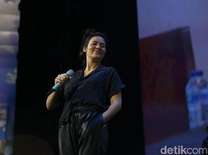 Para Penyanyi Indonesia yang Punya Ritual Khusus Sebelum Manggung Para Penyanyi Indonesia yang Punya Ritual Khusus Sebelum Manggung