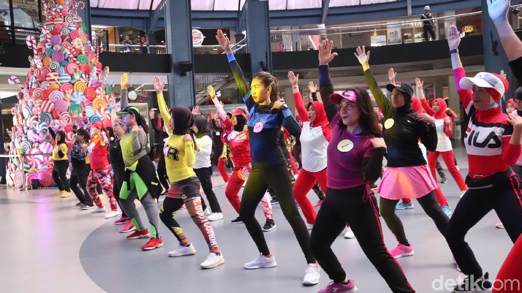 Nostalgia 90-an: Senam Legendaris SKJ 88, Masih Ingat Gerakannya? Nostalgia 90-an: Senam Legendaris SKJ 88, Masih Ingat Gerakannya?