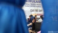 Ramai! Begini Suasana Simulasi Test CPNS Berbasis CAT di Monas