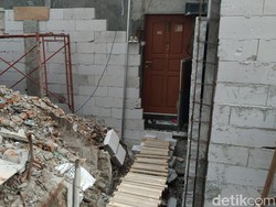 Cerita Rumah Warga di Jakpus Terisolasi Proyek Perusahaan