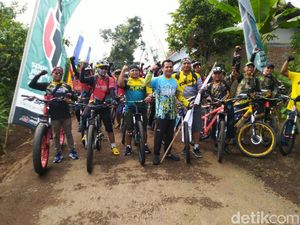 Cara Promosi Wisata di Ciamis: Gowes Bareng Akhir Tahun Cara Promosi Wisata di Ciamis: Gowes Bareng Akhir Tahun