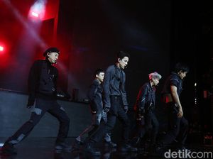 Melihat Lagi Tembakan Cinta EXO ke EXO-L di HUT Transmedia Melihat Lagi Tembakan Cinta EXO ke EXO-L di HUT Transmedia