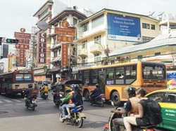 Mirip Indonesia, Thailand Mulai Bolehkan Restoran hingga Mal Dibuka