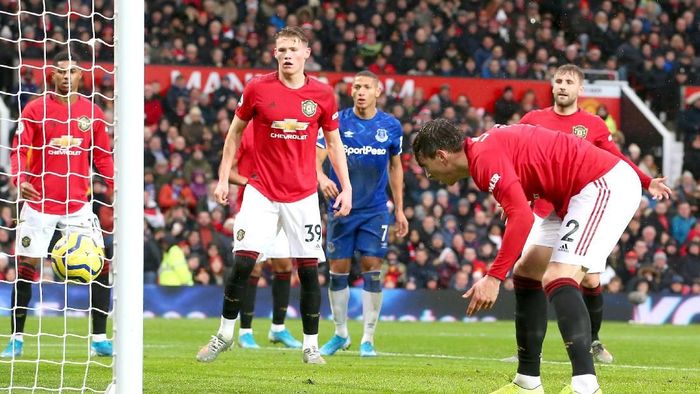 Manchester United tertinggal 0-1 dari Everton di babak pertama (Alex Livesey/Getty Images) Manchester United tertinggal 0-1 dari Everton di babak pertama (Alex Livesey/Getty Images)