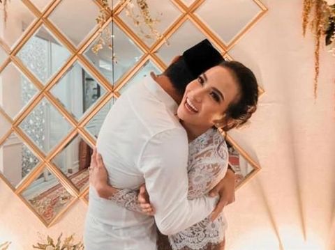 Ayah Tak Jadi Wali, Pernikahan Vanessa Angel Sah, Kenapa?