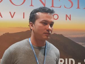 Nicholas Saputra Trending, Wajah Ganteng dan Baik Hatinya Bikin Heboh Nicholas Saputra Trending, Wajah Ganteng dan Baik Hatinya Bikin Heboh
