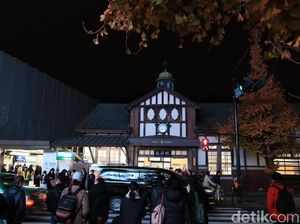 Napak Tilas Stasiun Ikonik Jepang Sebelum Dibongkar