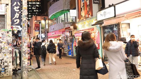 Gaya Bonge Cs di Sudirman vs Harajuku Style ala Jepang, Keren Mana?