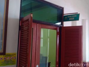 7 Terdakwa di Bawah Umur Anggota Geng Kampung Jawara Jalani Sidang Dakwaan 7 Terdakwa di Bawah Umur Anggota Geng Kampung Jawara Jalani Sidang Dakwaan