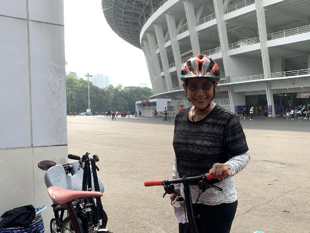 Apresiasi Susi ke Anies Baswedan soal Jalur Sepeda Apresiasi Susi ke Anies Baswedan soal Jalur Sepeda