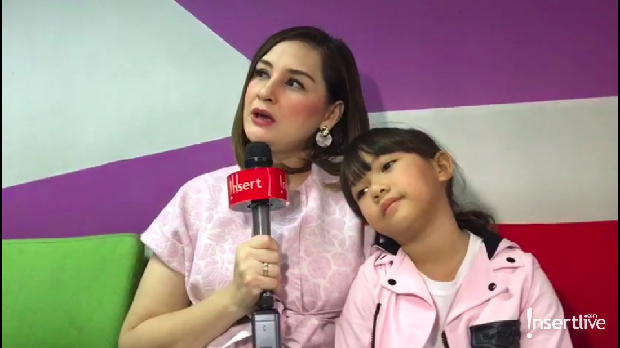Mona Ratuliu dan anak ketiga, Nala