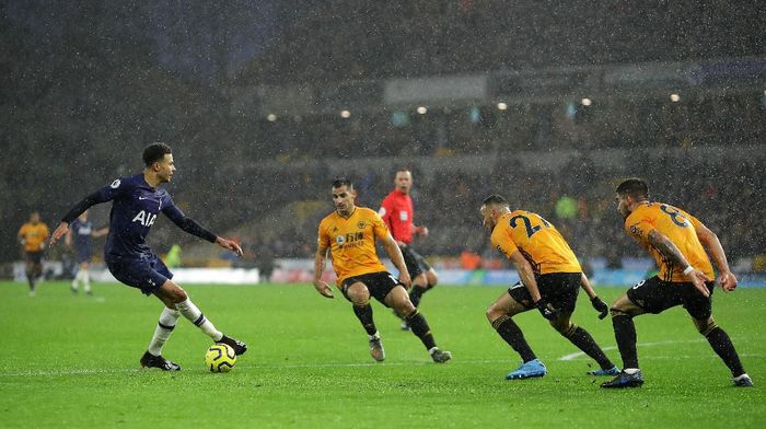 Tottenham Hotspur menang tipis dan dramatis atas Wolverhampton Wanderers. (Foto: Richard Heathcote/Getty Images) Tottenham Hotspur menang tipis dan dramatis atas Wolverhampton Wanderers. (Foto: Richard Heathcote/Getty Images)