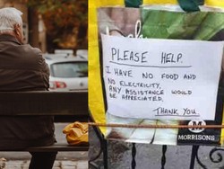 Tak Makan 4 Hari dan Kelaparan, Kakek Ini Tulis Pesan Menyentuh di Pagar Rumahnya