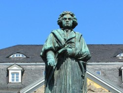 Simfoni ke-10 Beethoven Akan Diselesaikan dengan Algoritma Komputer