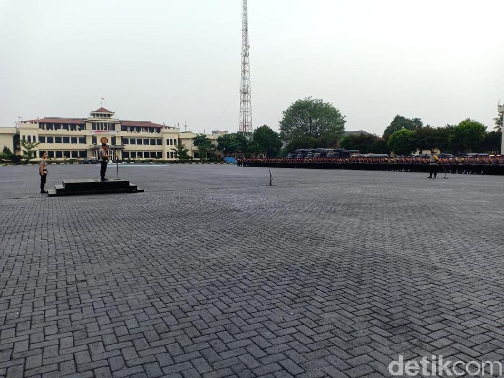 Polri Gelar Apel Aman Nusa II, Siap Terjunkan Personel Saat Bencana Polri Gelar Apel Aman Nusa II, Siap Terjunkan Personel Saat Bencana