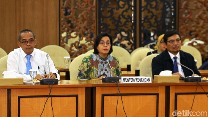 Menteri Keuangan Sri Mulyani Indrawati dan Ketua dewan perwakilan rakyat Puan Maharani/Foto: Lamhot Aritonang Menteri Keuangan Sri Mulyani Indrawati dan Ketua dewan perwakilan rakyat Puan Maharani/Foto: Lamhot Aritonang