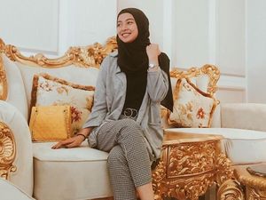 Bobby Joseph Pamer Foto Bareng Istri, Cerelia Raissa Bahas soal Utang